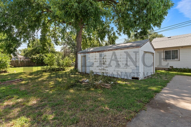 Photo - 1430 S Martinson St