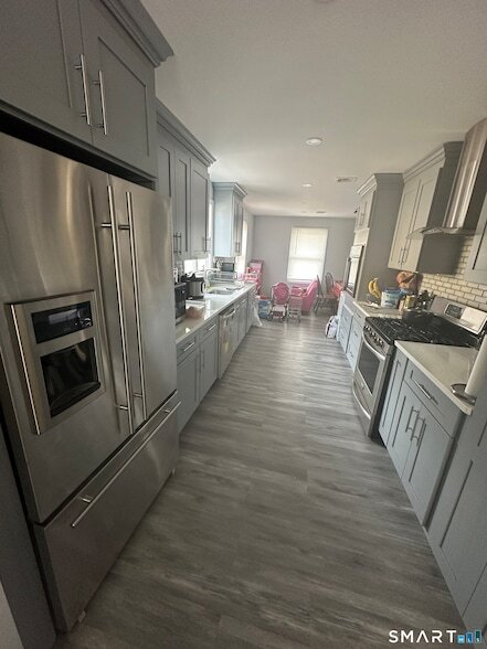 Photo - 180 Pleasantview Ave