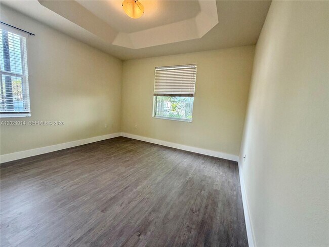 Photo - 2885 SE 1st Dr Unit 1