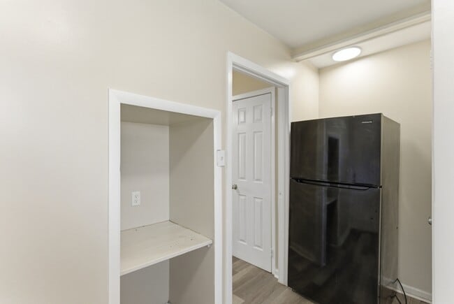 Photo - 109 N Cruze St Unit 2R