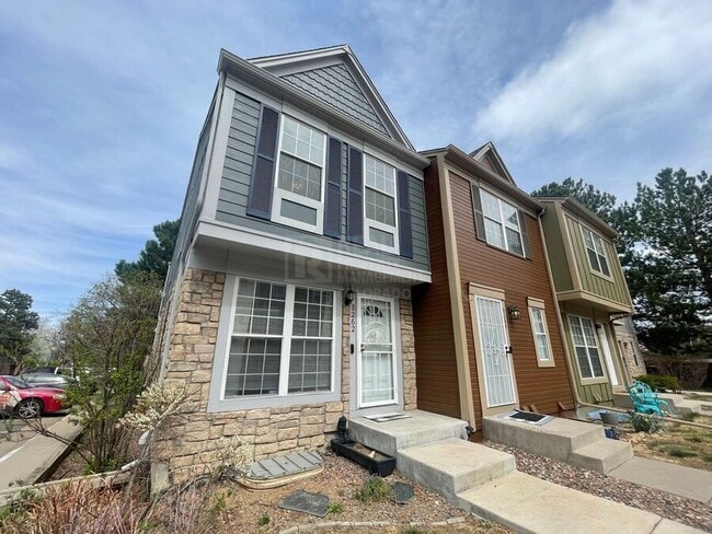 Building Photo - 8262 S Fillmore Way