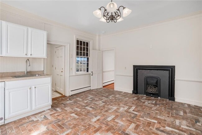 Photo - 14 Elm St