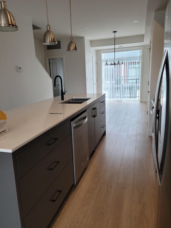 Photo - 1502-1502 McCallum Rd