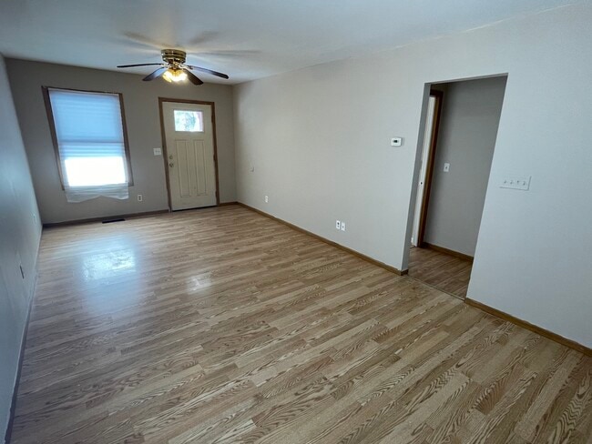 Photo - 1019 Grove St