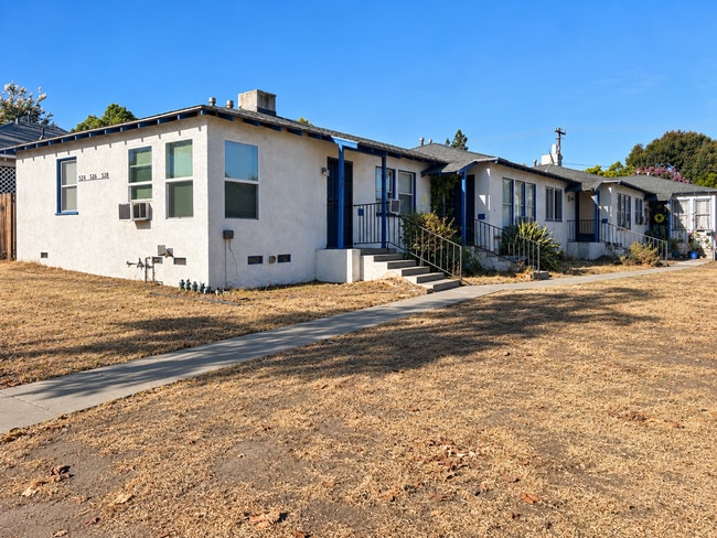Building Photo - 528 N Rosemary Ln Unit 528