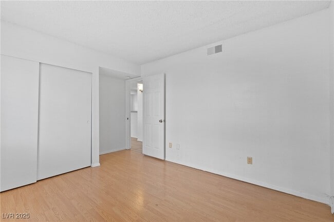 Photo - 4651 Amberleigh Ln Unit B