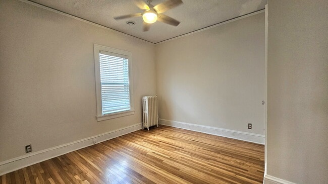 Photo - 4536 Grand Ave S