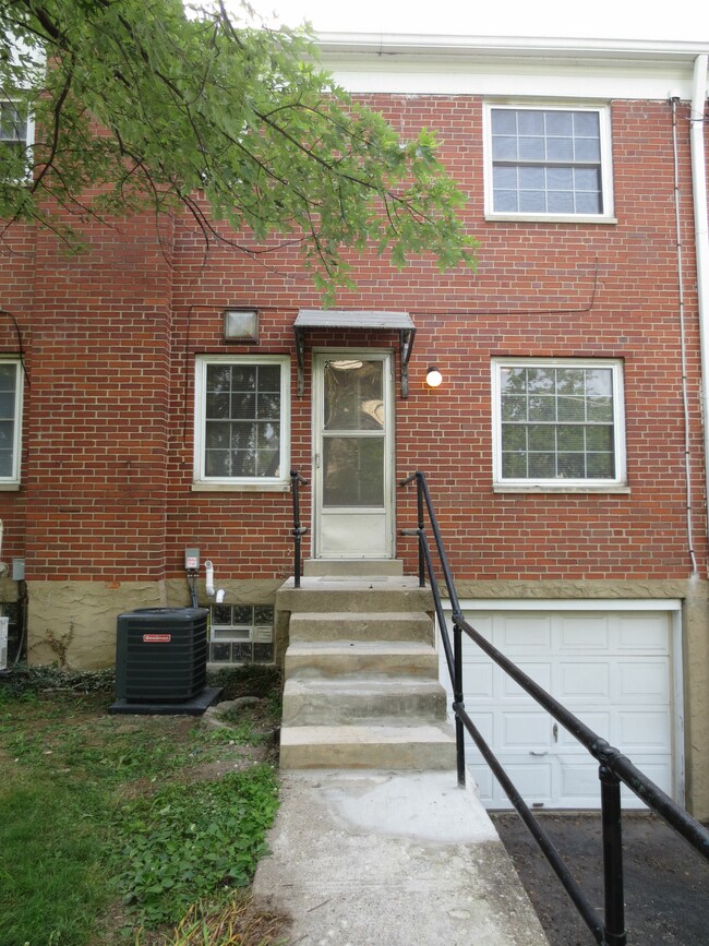 DR (13).JPG - Drake Townhomes