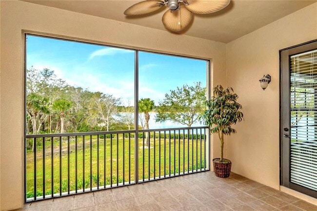 Photo - 7702 Lake Vista Ct Unidad 206