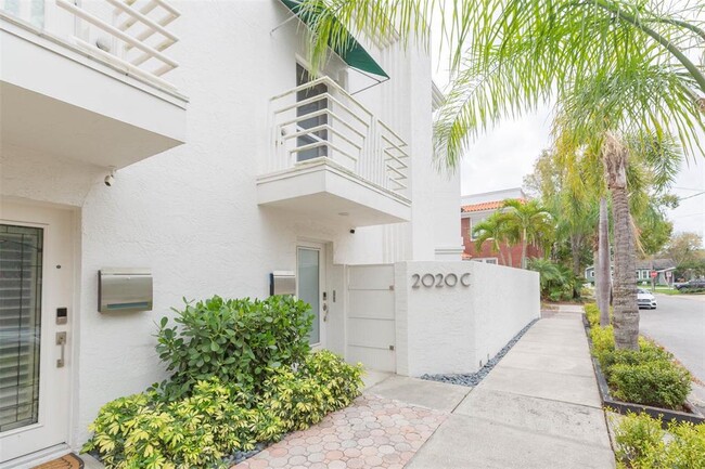 Photo - 2020 W Dekle Ave Townhome