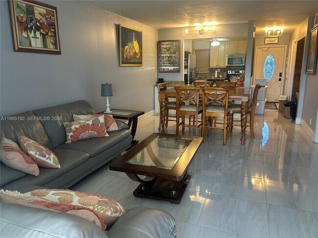 Photo - 8900 Washington St Unidad 405A