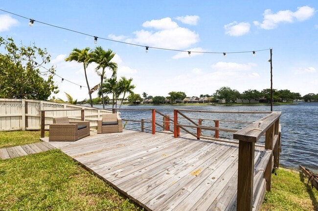 Photo - 11804 NW 13th St