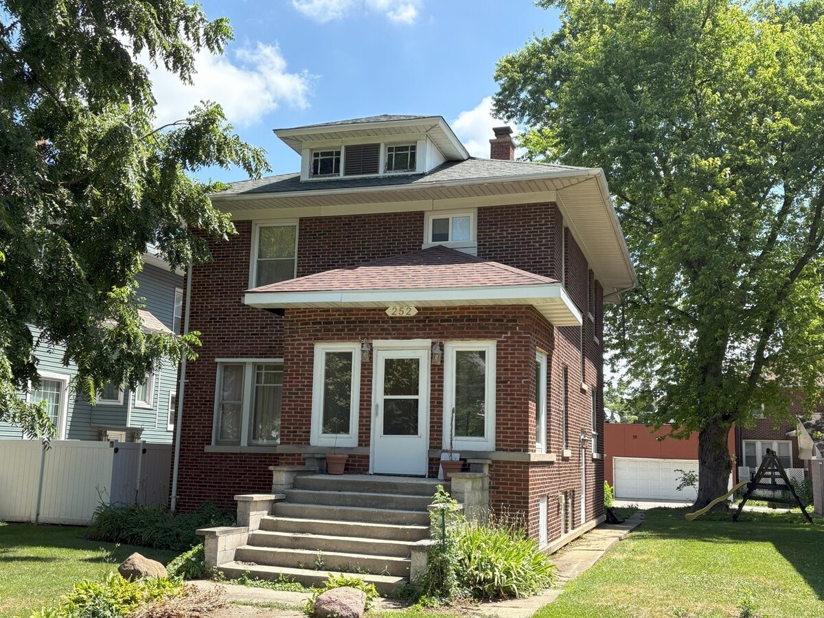 Photo - 252 N Raynor Ave Casa