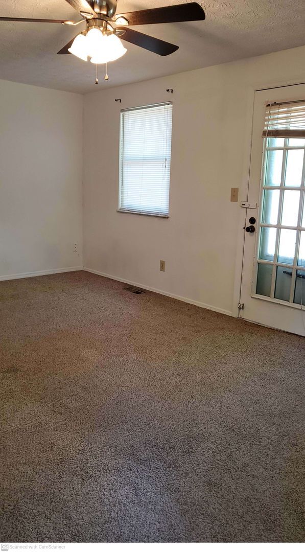 Photo - Cozy 3 Bed, 1 Bath, Convenient to I-70 and...