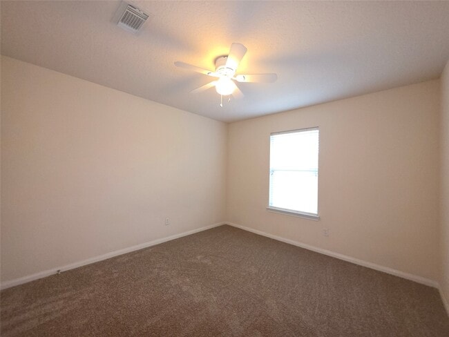 Photo - 163 Snug Harbor Dr