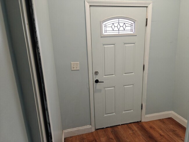 Photo - 102 Mt Pleasant Ave Unidad 1