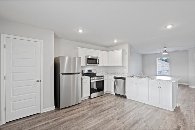 Photo - NEW CONSTRUCTION in SW Decatur!