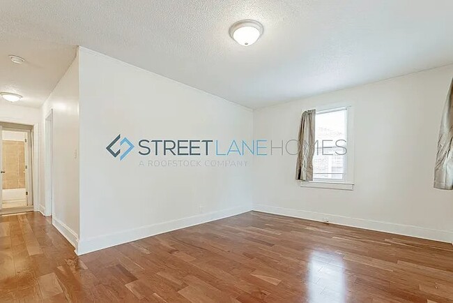 Photo - 4205 Mildred Ave