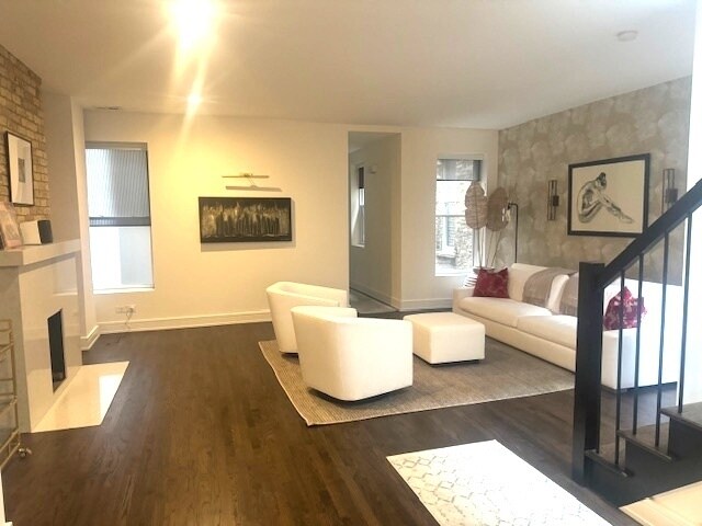 Photo - 1439 N Dearborn St Unit 2