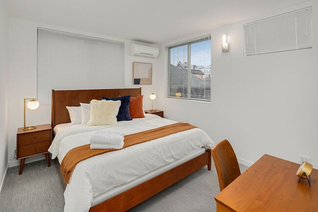 933A 13th Ave Unit SI ID1036004P