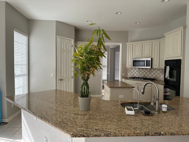 Photo - 10416 Canyon Vista Way