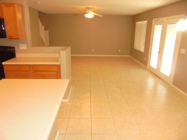 12538 W Santa Fe Ln