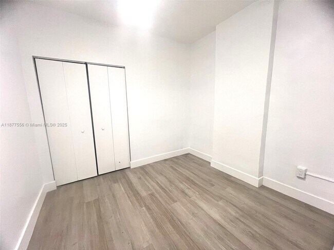 Photo - 1319 Meridian Ave Unit 103