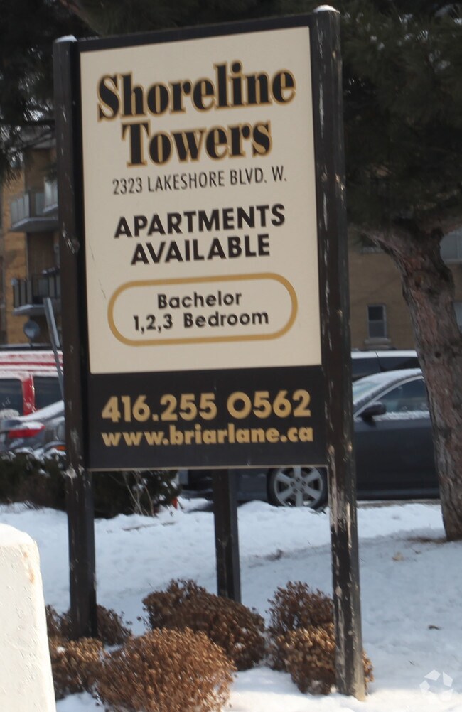 Photo - Shoreline Towers