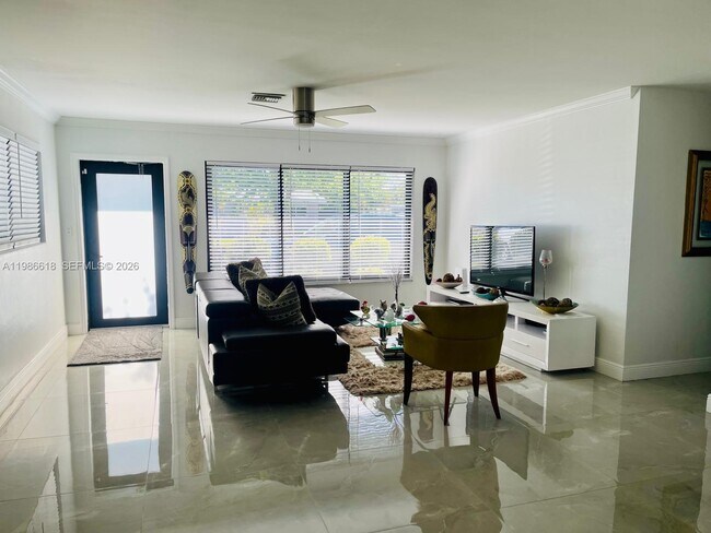 Photo - 3049 NW 6th Ave