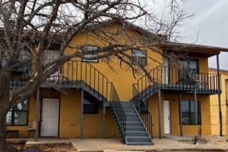 Photo - 402 SE 6th St