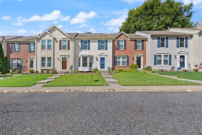 Building Photo - 4 Bedroom Village of Thomas Run Rental