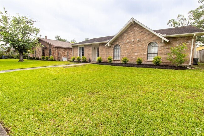 Building Photo - 14226 Morinscott Dr Rental