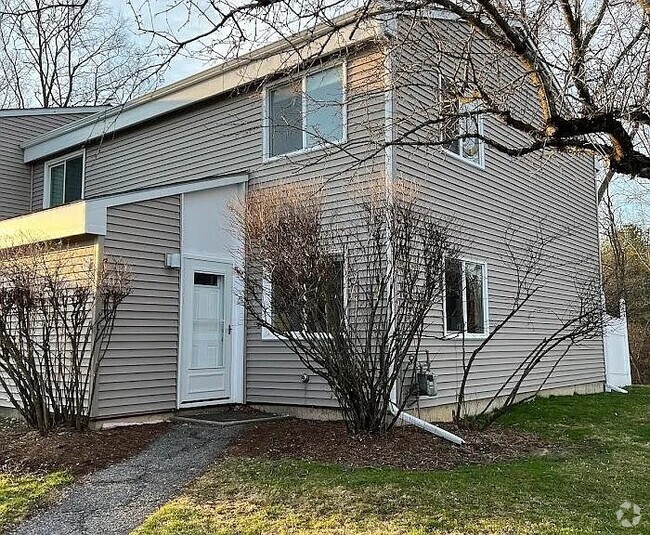 Building Photo - O1 Grandview Dr Unit O-1 Grandview Rental