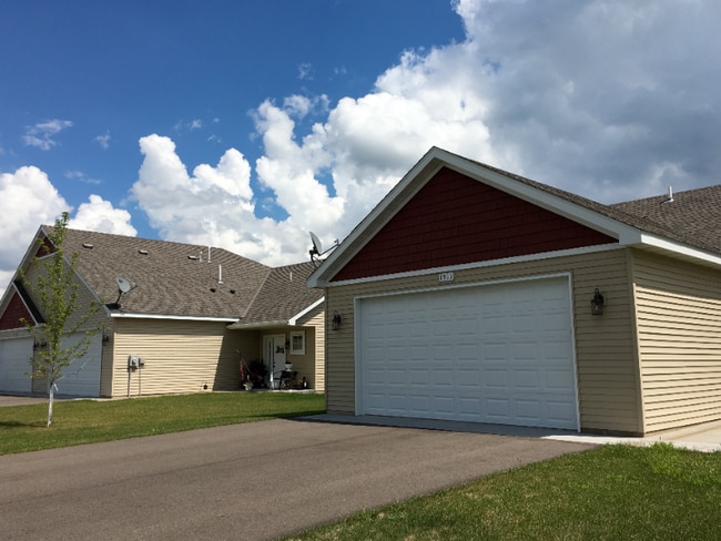 Photo - 1913 6th Ln SE Townhome