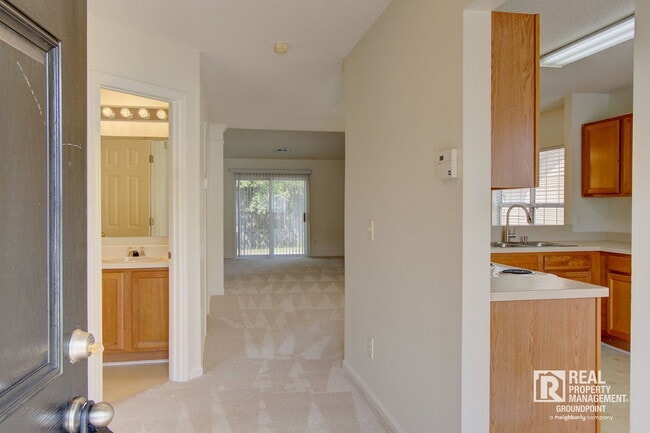 Photo - 239 Dupont Way