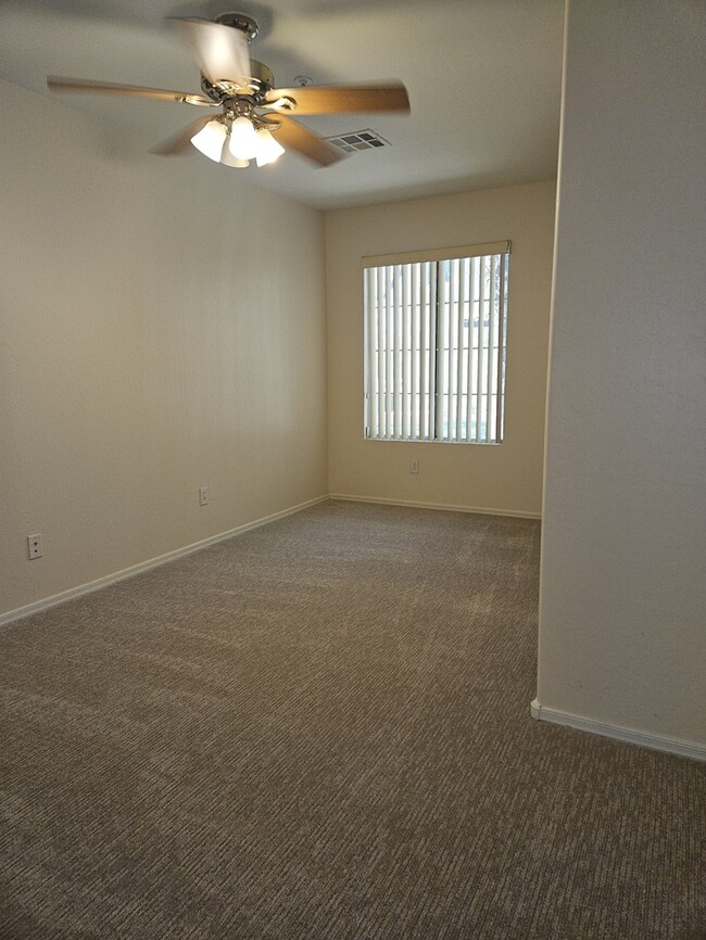 Photo - 3 Bed 3 Bath 2 CG Walking distance to Downtown Gilbert. Great Location