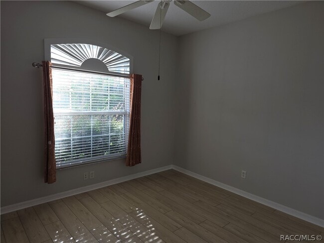 Photo - 1641 N Shadowview Path