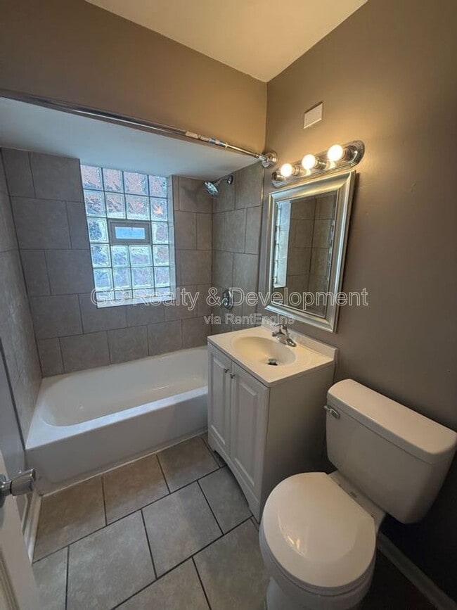 Photo - 9552 S Greenwood Ave