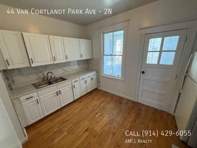 Photo - 44 Van Cortlandt Park Ave Unit 2N