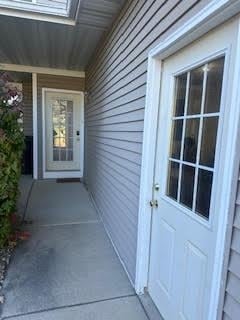 Photo - 623 Foxglove Ln