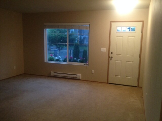 Photo - 9524 Hancock Ave SE