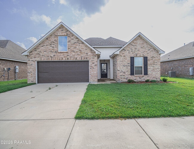 Building Photo - 304 Tall Meadows Ln