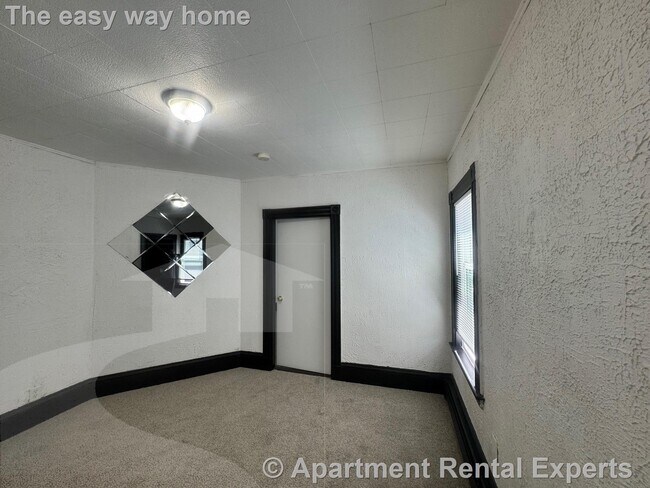 Photo - 53 Hinckley St Unit #2