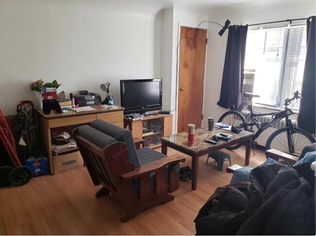 Photo - 2894-2898 Harrison