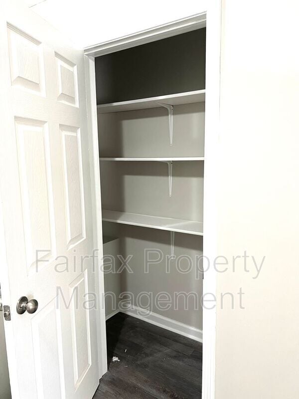 Photo - 1112 E Lawson St Unit B