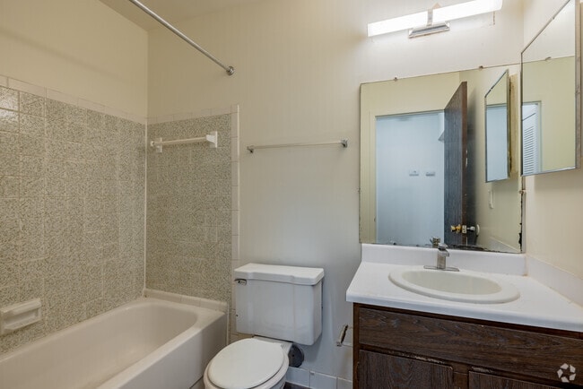 1HAB, 1BA Baño - Grand Plaza