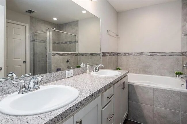 Photo - Gorgeous Three Bedroom in Towne Park Estates