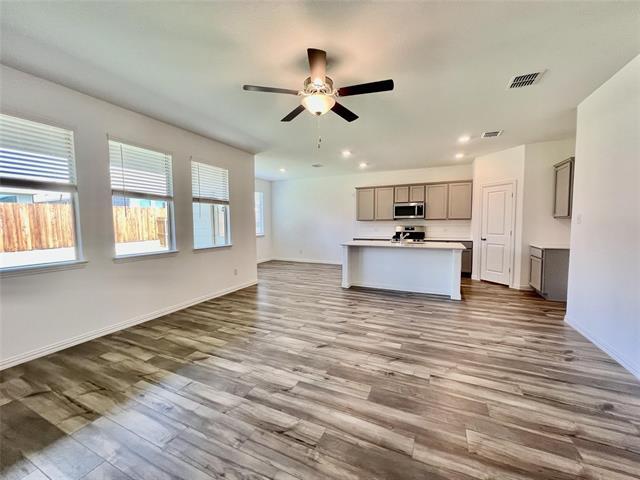Photo - 1208 Sequoia Ln