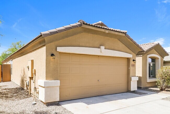 Photo - 24997 W Vista Norte St