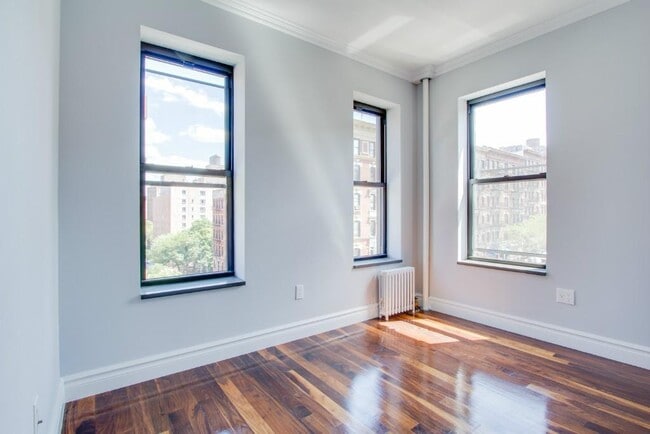 Photo - 334 E 6th St Unidad 7